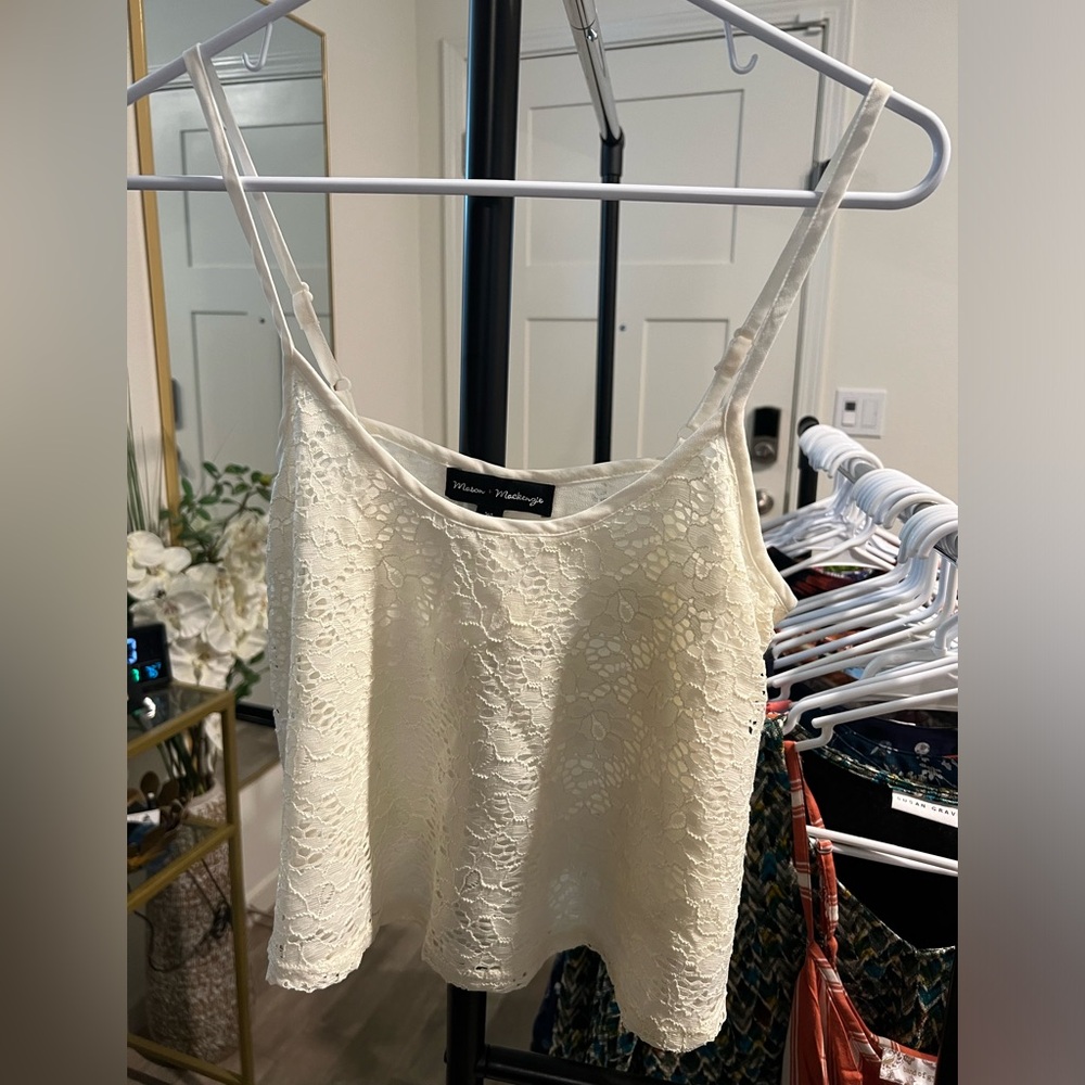 Women crop top